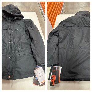 NWT HAWKE & CO Men's 3-in-1 Wind Guard Jacket Kaffe
Pit to pit: 23” B303
